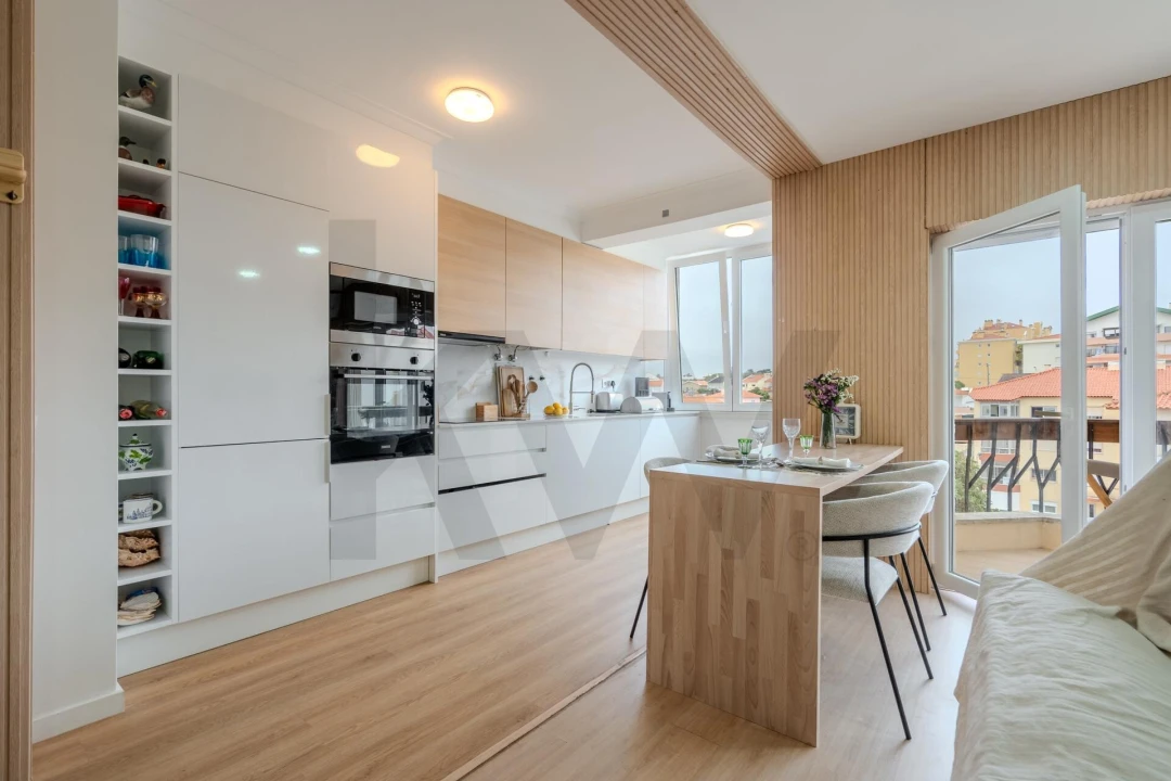 Apartamento T2 para Venda em Cascais e Estoril Foto 1