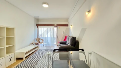 Apartamento T1 para Arrendamento em Glória e Vera Cruz