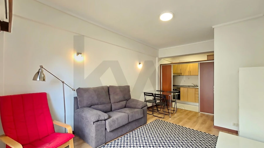 Apartamento T1 para Arrendamento em Glória e Vera Cruz
