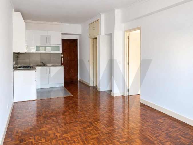 Apartamento T1 para Arrendamento em Arroios Foto 6