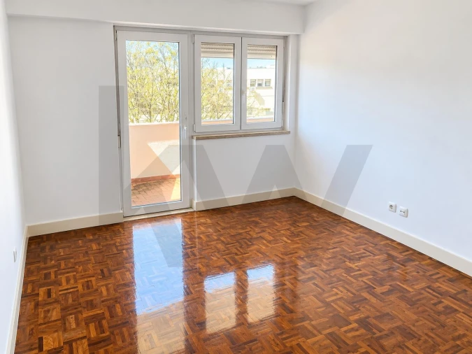 Apartamento T1 para Arrendamento em Arroios Foto 4