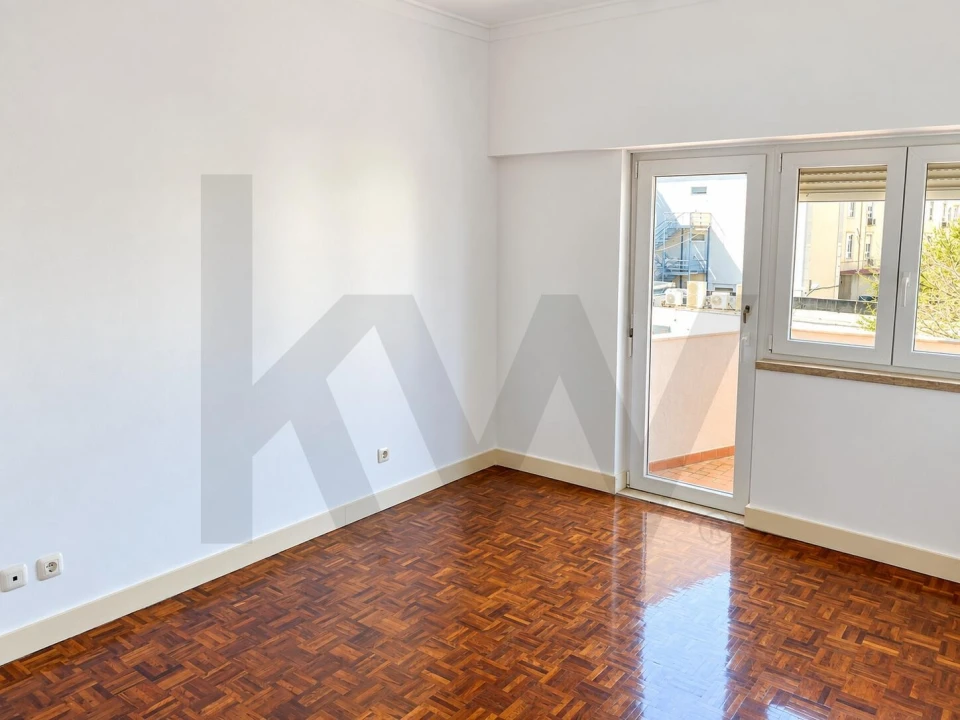 Apartamento T1 para Arrendamento em Arroios Foto 7