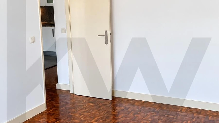 Apartamento T1 para Arrendamento em Arroios