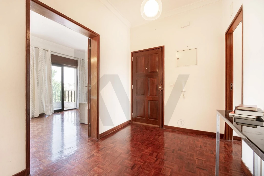 Apartamento T3 para Venda em Santo Antonio dos Olivais Foto 18