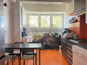 Apartamento T3 para Venda em Olivais