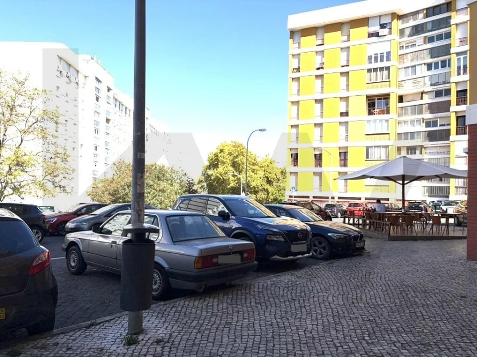 Apartamento T3 para Venda em Olivais Foto 30