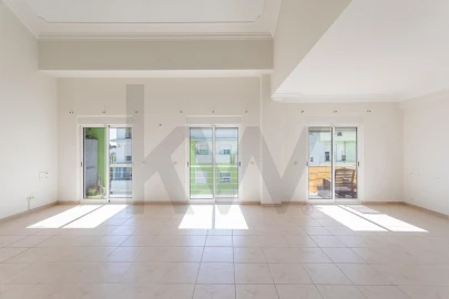 Apartamento T4 para Venda em Alcochete