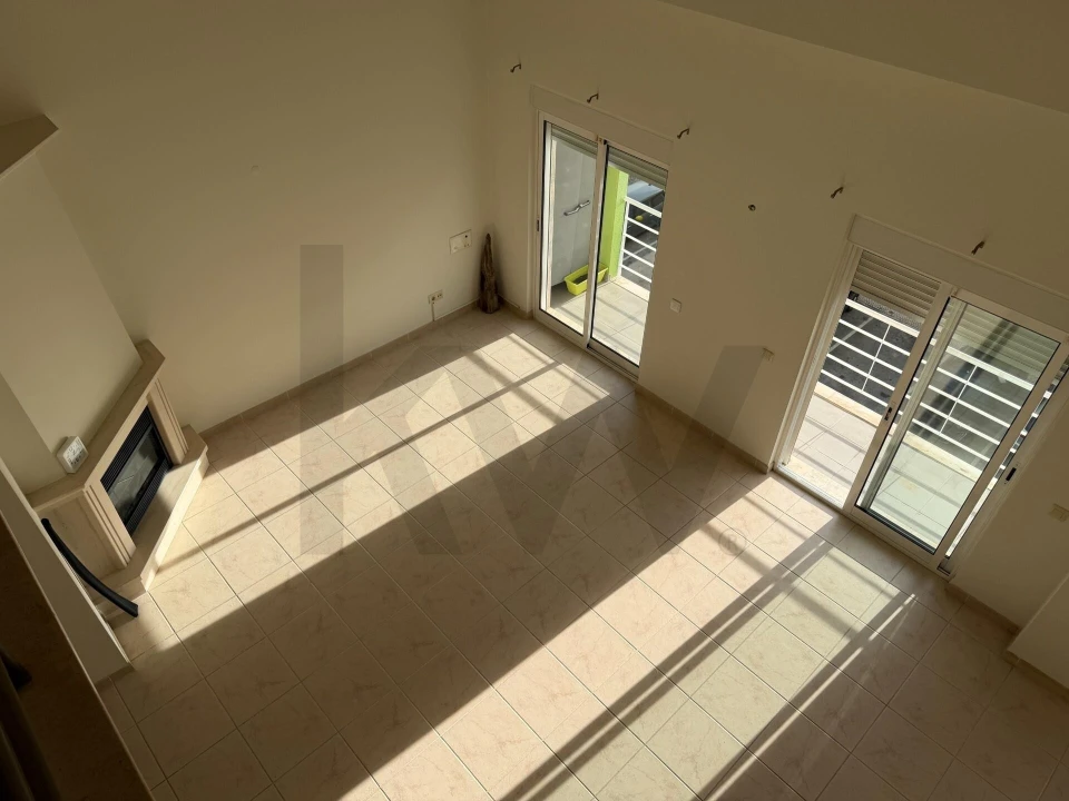 Apartamento T4 para Venda em Alcochete Foto 15