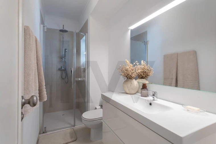 Apartamento T4 para Venda em Cascais e Estoril Foto 36