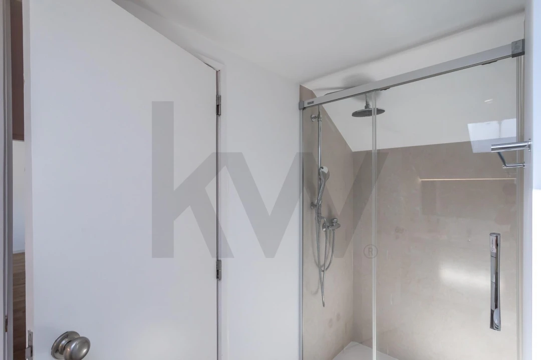 Apartamento T4 para Venda em Cascais e Estoril Foto 48