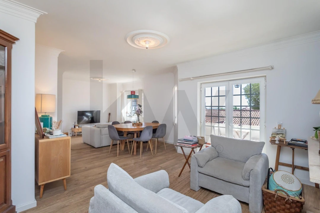 Apartamento T4 para Venda em Cascais e Estoril Foto 2