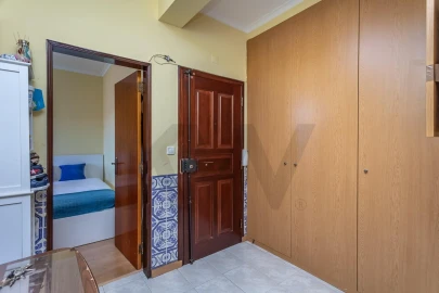 Apartamento T2 para Venda em Agualva e Mira-Sintra