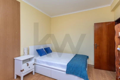 Apartamento T2 para Venda em Agualva e Mira-Sintra
