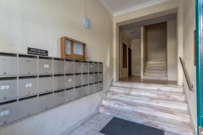 Apartamento T2 para Venda em Agualva e Mira-Sintra