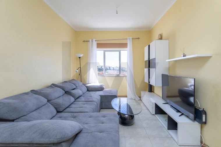 Apartamento T2 para Venda em Agualva e Mira-Sintra Foto 5