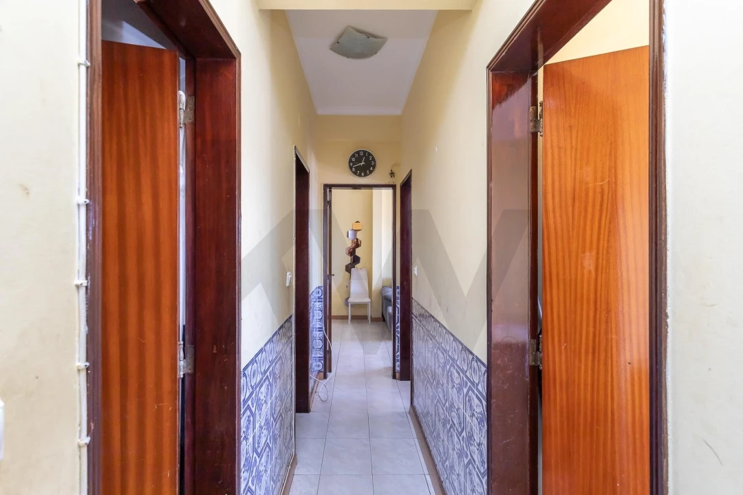 Apartamento T2 para Venda em Agualva e Mira-Sintra Foto 9