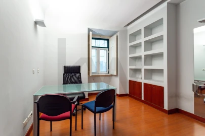 Apartamento T5 para Venda em Avenidas Novas