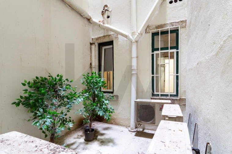 Apartamento T5 para Venda em Avenidas Novas Foto 35