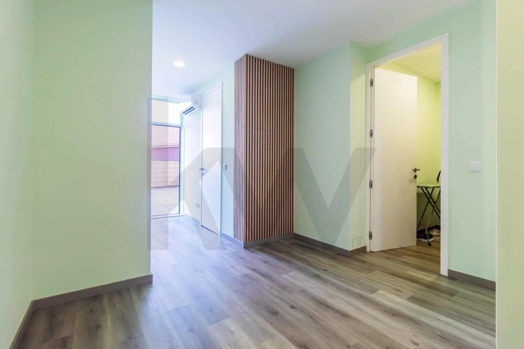 Apartamento T3 para Venda em Mafamude e Vilar do Paraíso Foto 19