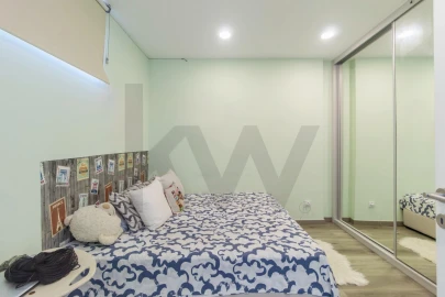 Apartamento T3 para Venda em Mafamude e Vilar do Paraíso
