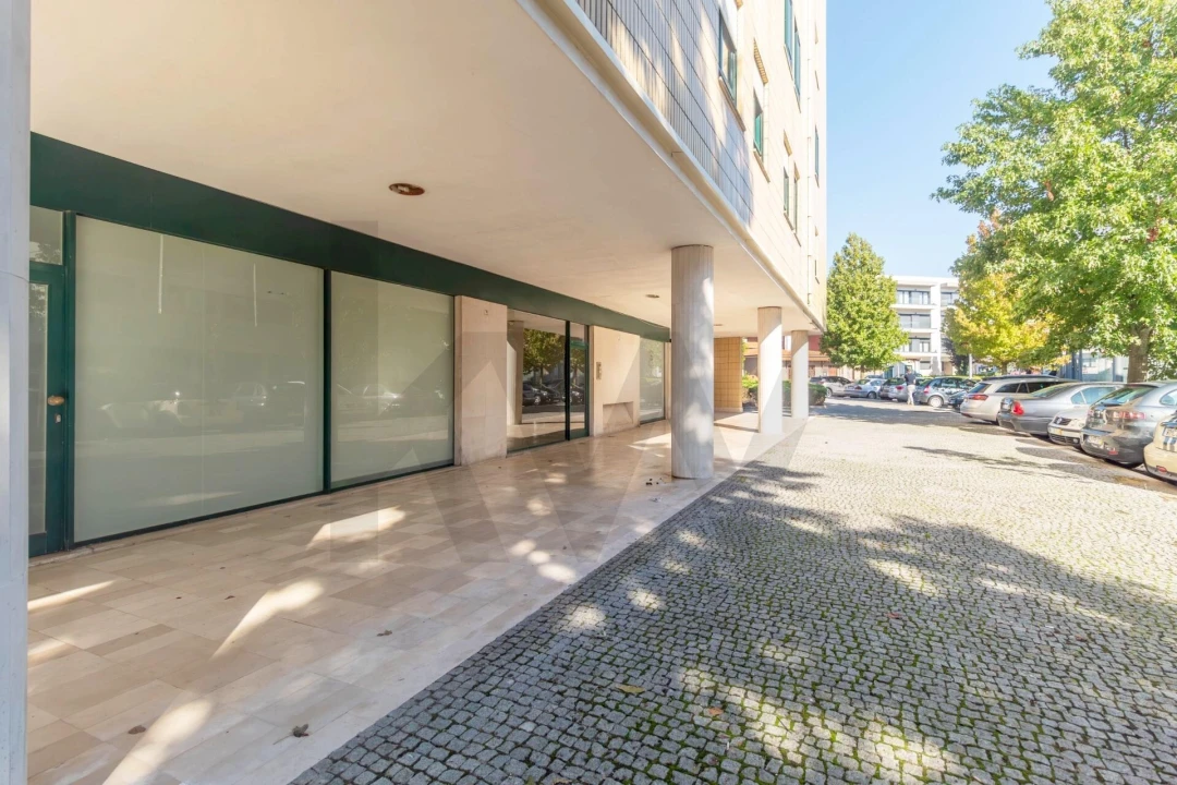 Apartamento T3 para Venda em Mafamude e Vilar do Paraíso Foto 28