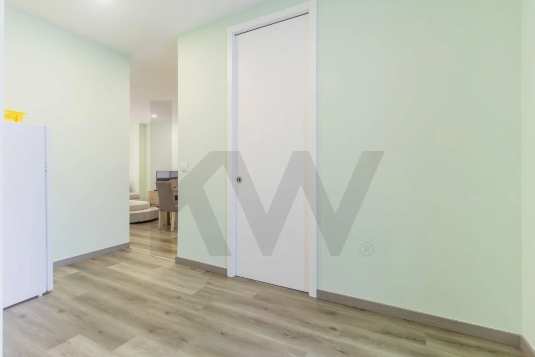 Apartamento T3 para Venda em Mafamude e Vilar do Paraíso Foto 17