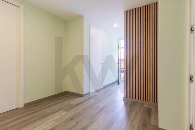 Apartamento T3 para Venda em Mafamude e Vilar do Paraíso Foto 18