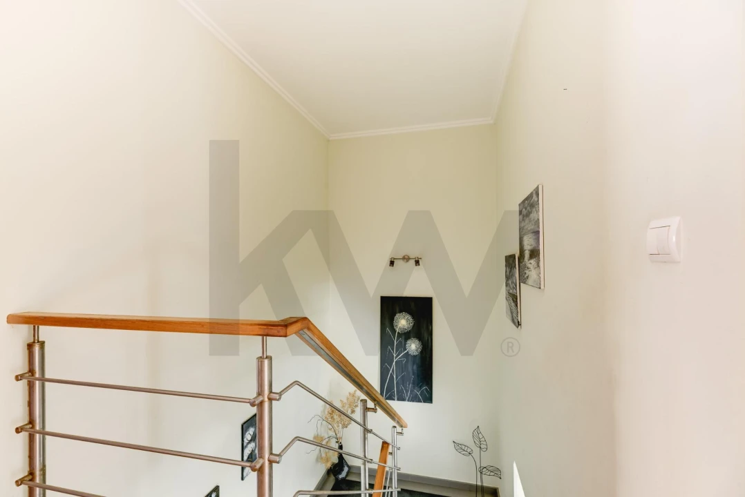 Moradia T5 para Venda em Alcabideche Foto 30