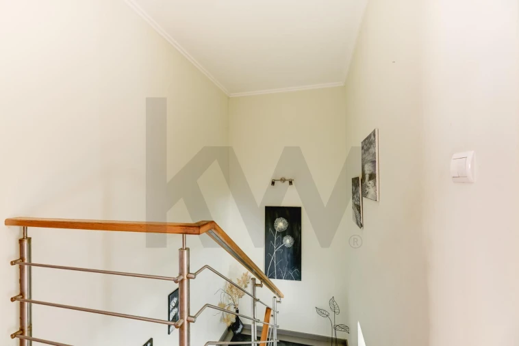 Moradia T5 para Venda em Alcabideche Foto 30
