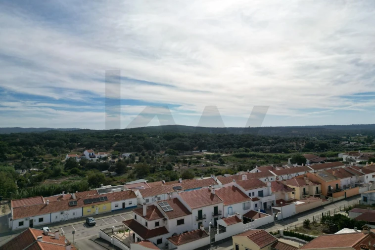 Moradia T2 para Venda em Santa Maria do Castelo e Santiago e Santa Susana Foto 28