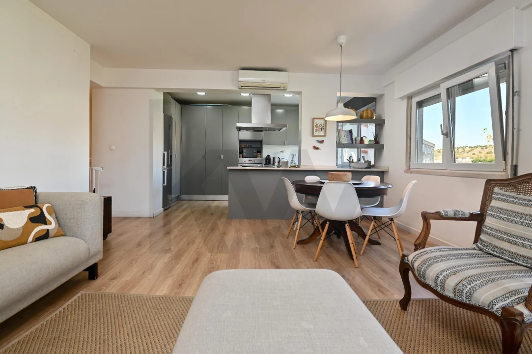 Apartamento T2 para Venda em Mina de Água Foto 1