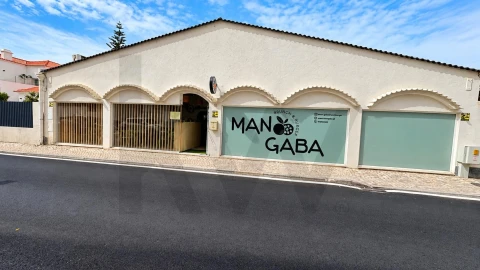 Loja para Arrendamento em Carcavelos e Parede