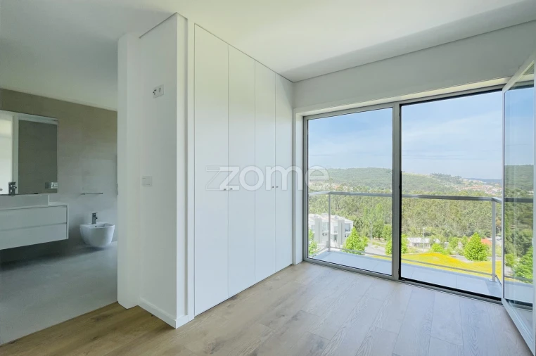 Moradia T3 para Venda em Gondifelos, Cavalões e Outiz Foto 14