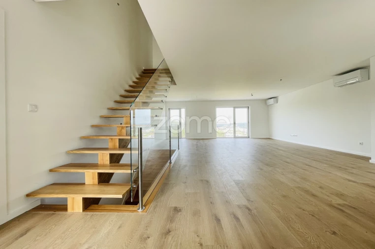 Moradia T3 para Venda em Gondifelos, Cavalões e Outiz Foto 31