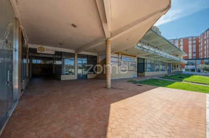 Apartamento T1 para Venda em Santo Tirso, Couto (Santa Cristina e São Miguel) e Burgães
