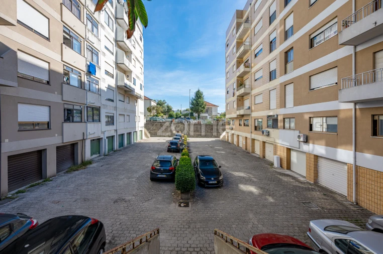 Apartamento T1 para Venda em Santo Tirso, Couto (Santa Cristina e São Miguel) e Burgães Foto 3