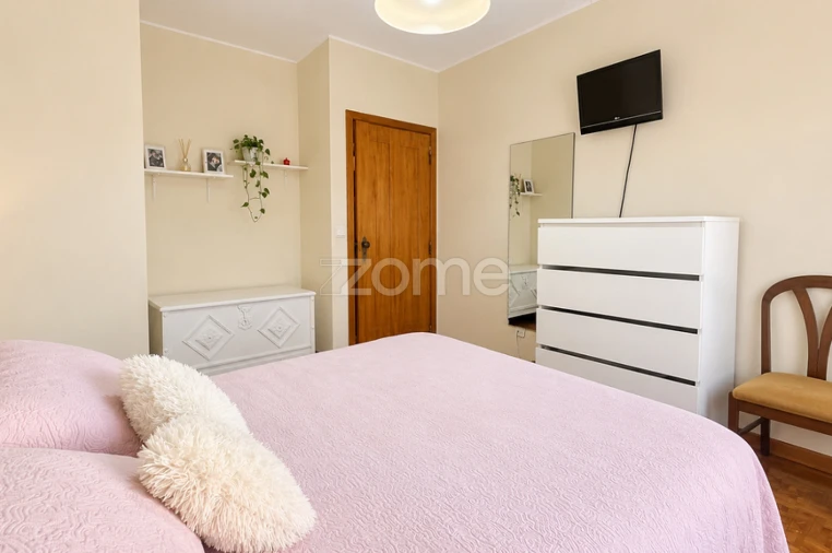 Apartamento T2 para Venda em Rio Tinto Foto 14