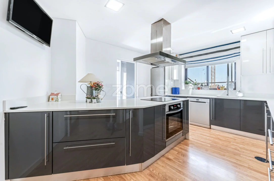 Apartamento T2 para Venda em São Felix da Marinha Foto 8