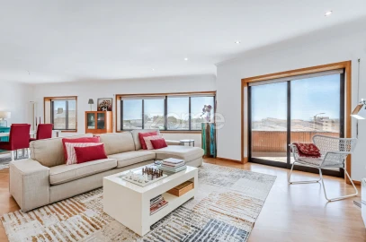 Apartamento T2 para Venda em São Felix da Marinha