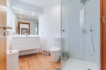 Apartamento T2 para Venda em São Felix da Marinha