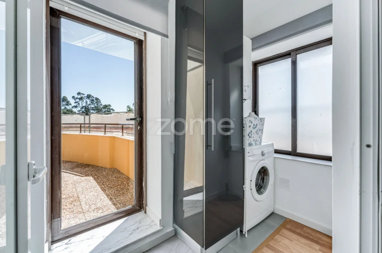 Apartamento T2 para Venda em São Felix da Marinha Foto 12