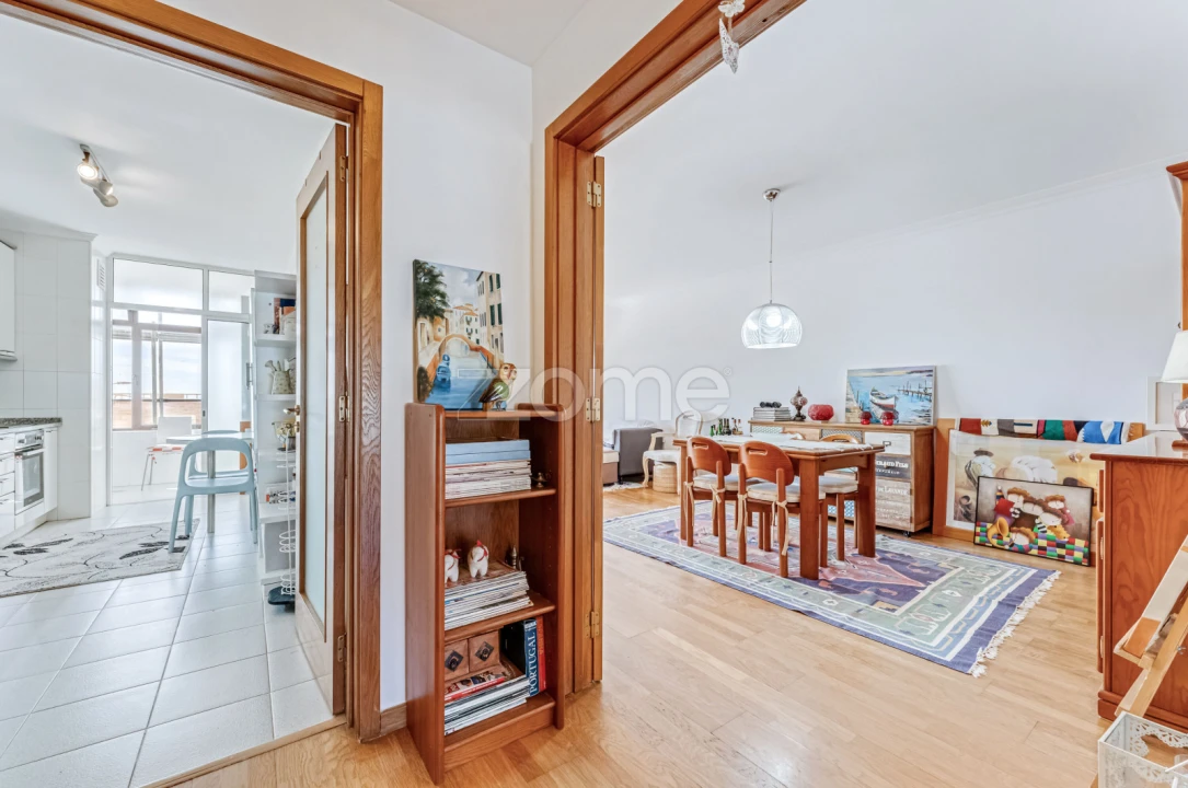 Apartamento T2 para Venda em São Felix da Marinha Foto 5