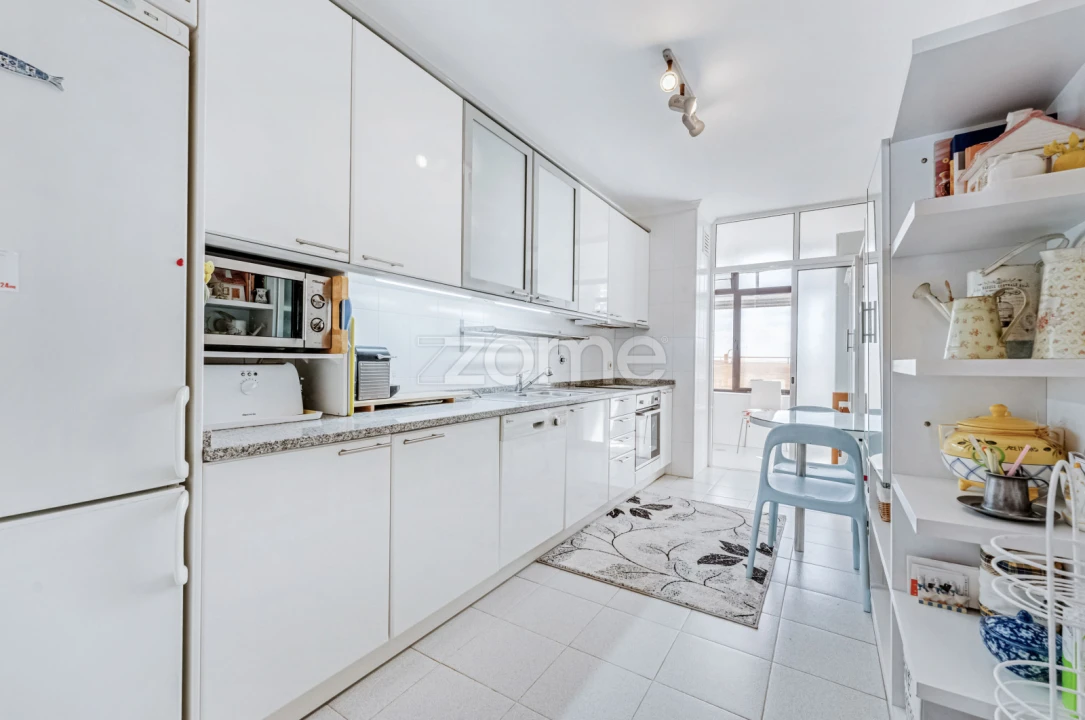 Apartamento T2 para Venda em São Felix da Marinha Foto 6