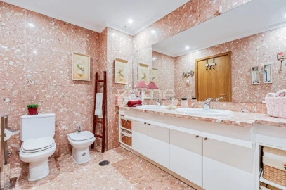 Apartamento T2 para Venda em São Felix da Marinha