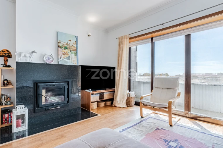 Apartamento T2 para Venda em São Felix da Marinha Foto 3