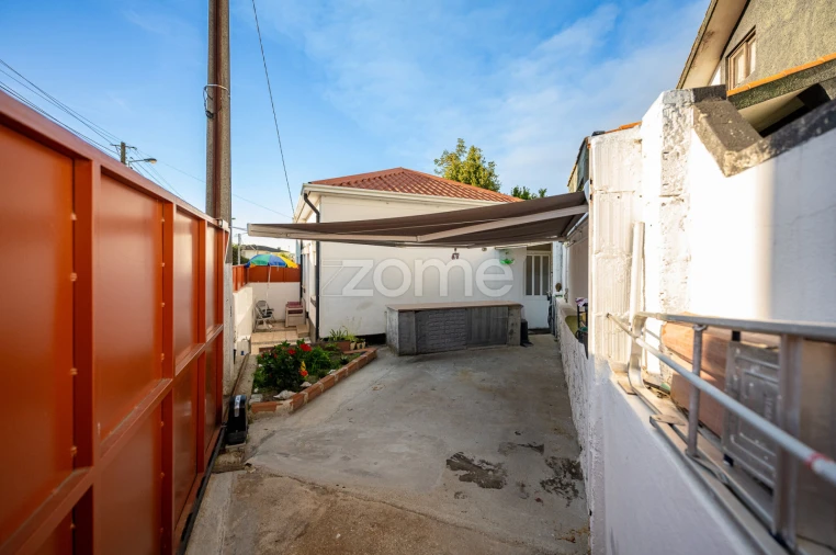 Moradia T3 para Venda em Custóias, Leça do Balio e Guifões Foto 6