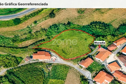 Moradia T2 para Venda em Campelo e Ovil