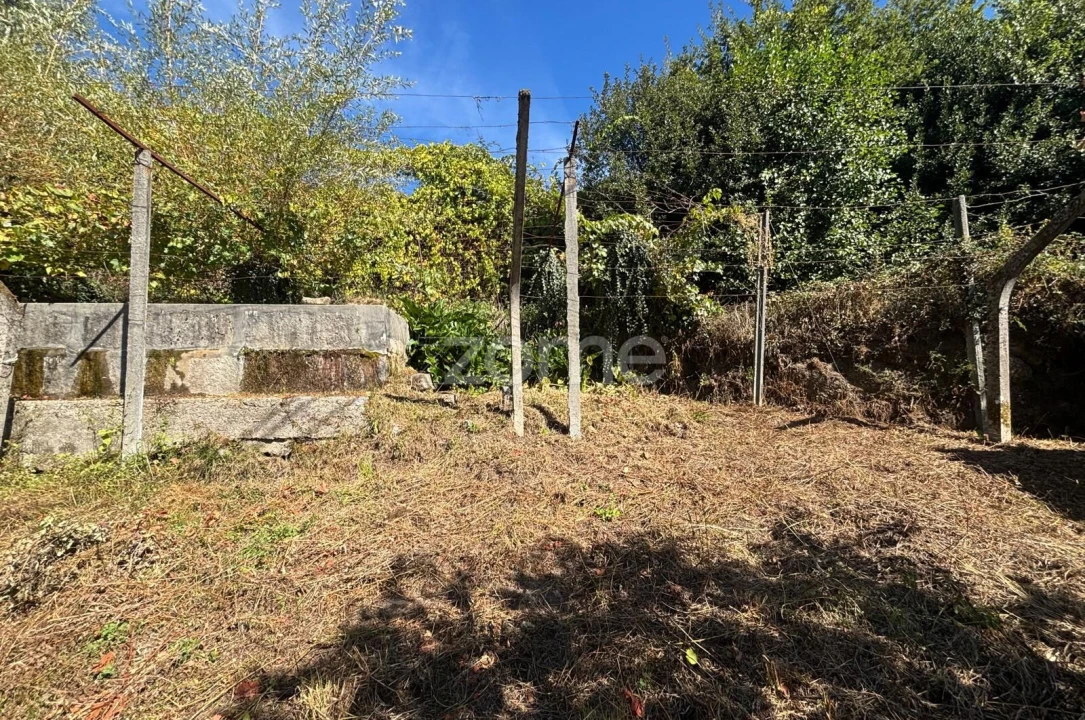 Moradia T2 para Venda em Campelo e Ovil Foto 25