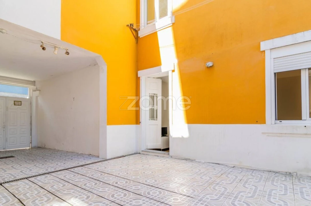 Apartamento T1 para Venda em Cedofeita, Santo Ildefonso, Sé, Miragaia, São Nicolau e Vitória Foto 2