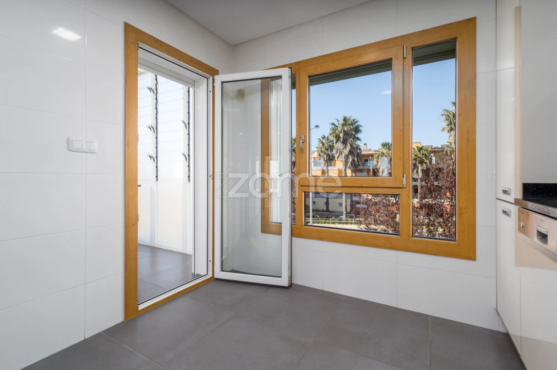 Apartamento T4 para Venda em Carcavelos e Parede Foto 11